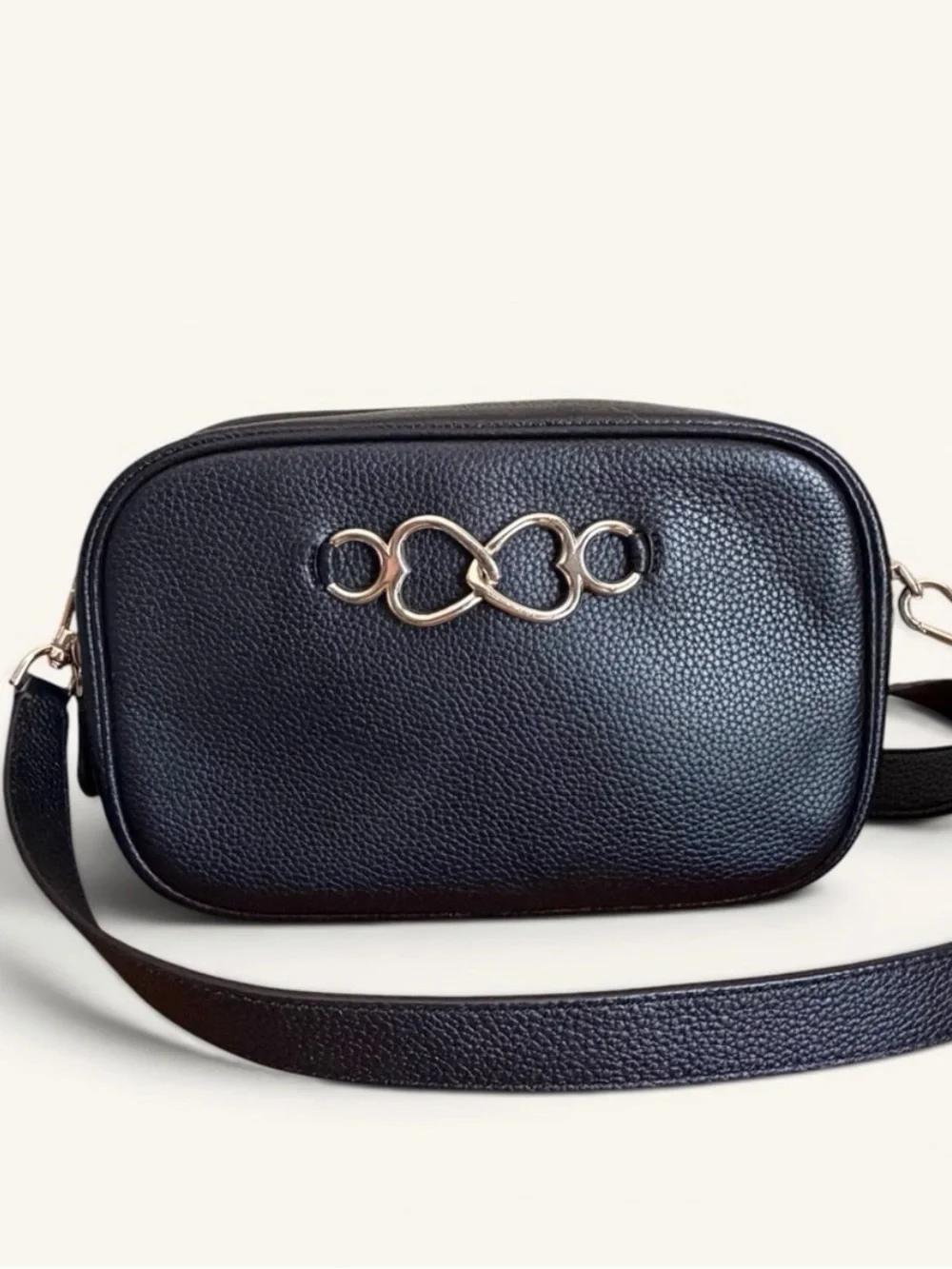 kate spade Black Pebbled Leather Camera Infinite Bag with Gold Hardware